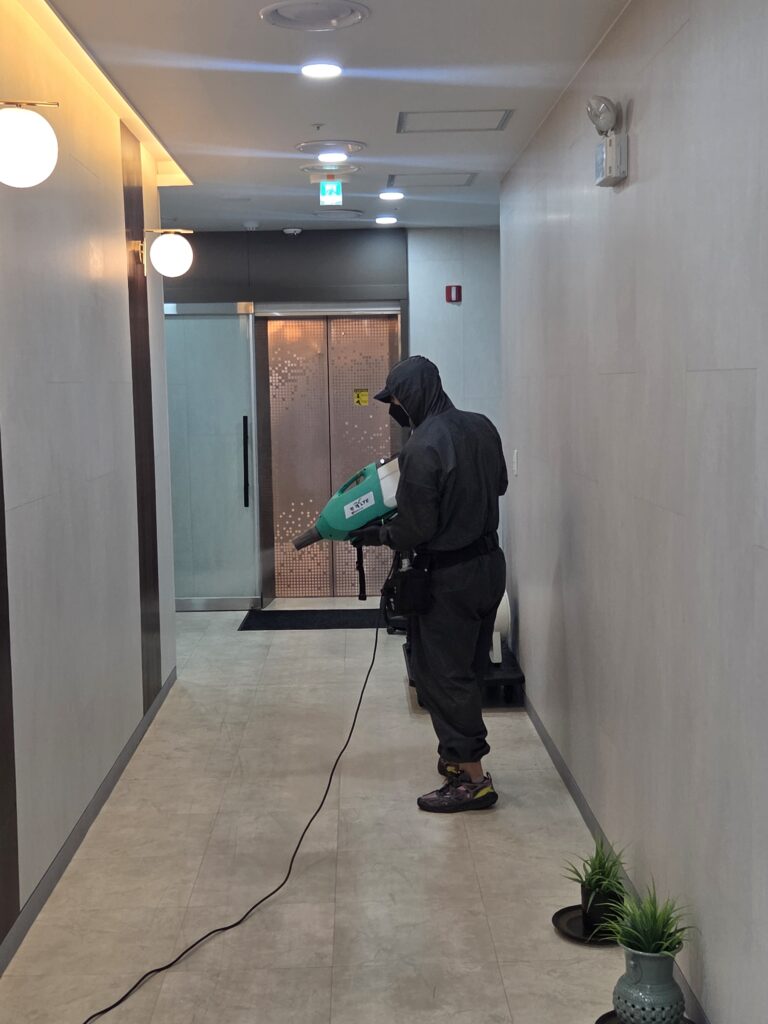 사무실 탄냄새 제거 작업 현장